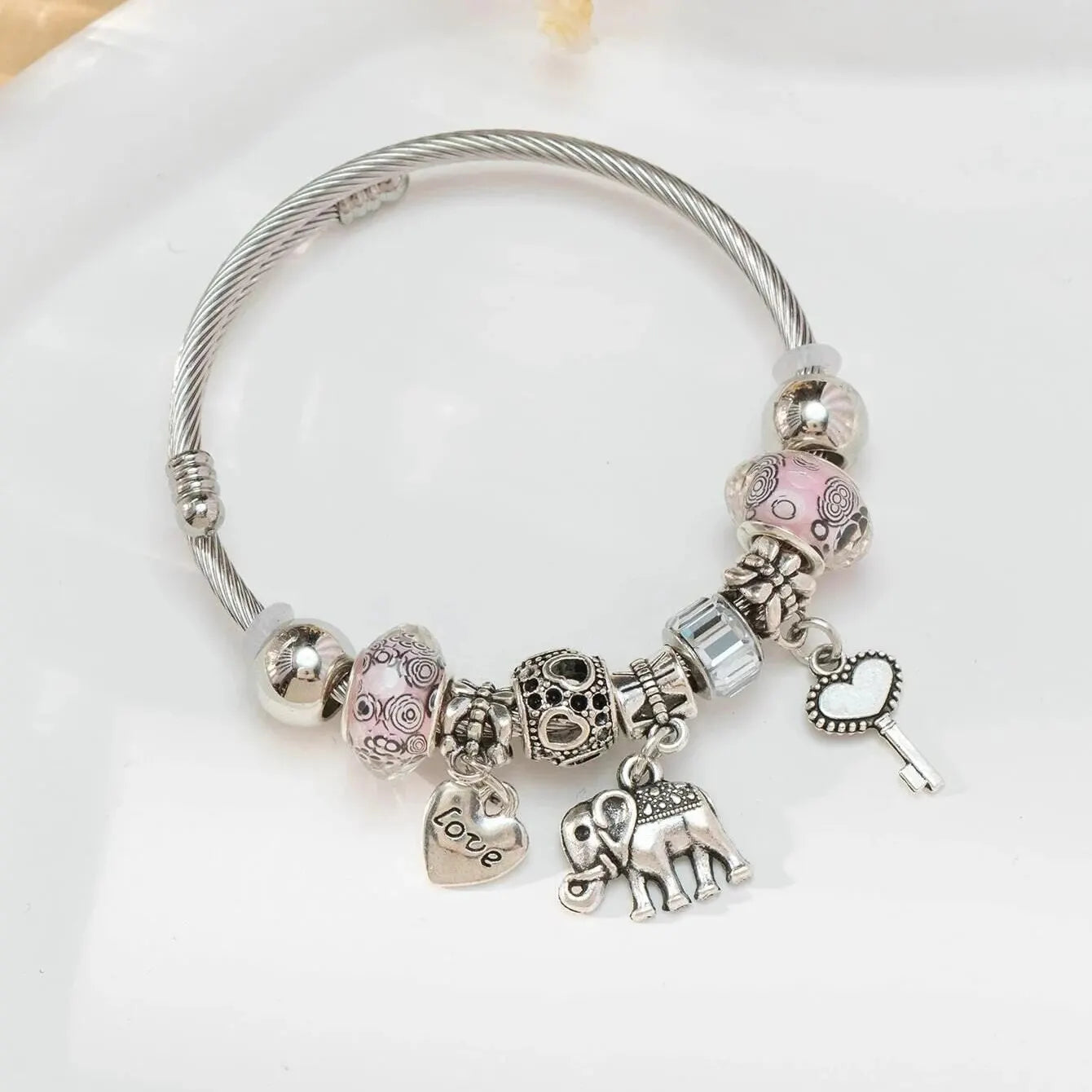 Bracelet Pink make you stand out